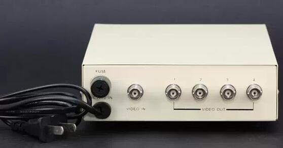 視頻信號(hào)分配器.jpg 視頻信號(hào)分配器.jpg